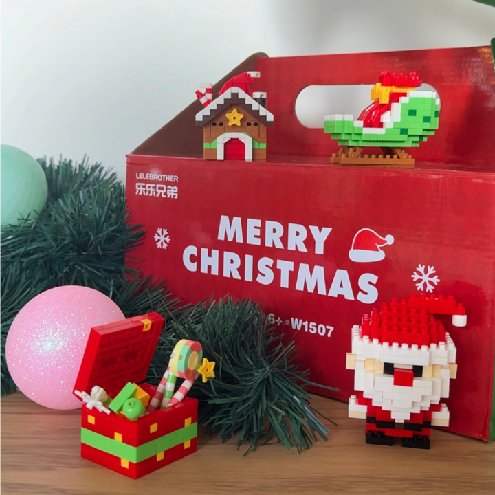 Santa's Bouwstenen™ | 12 Creatieve Kerstfiguren voor het Hele Gezin.